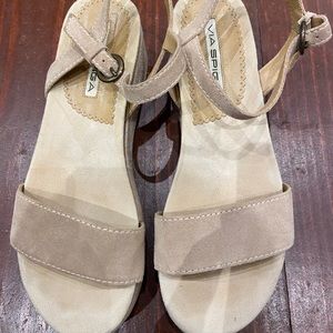 Via Spiga platform wedge suede 7